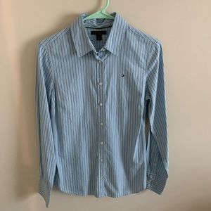 Tommy Hilfiger Tops - NWOT Small Tommy Hilfiger Button Down Tommy Hilfiger Tops - NWOT Small Tommy Hilfiger Button Down